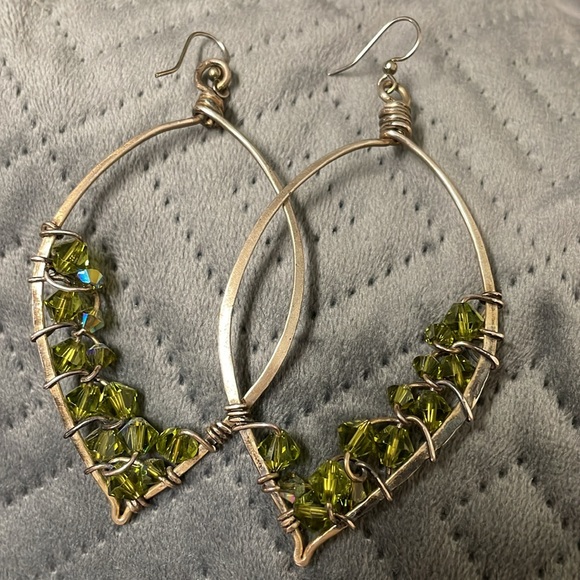 Sterling peridot leaf earrings - Picture 2 of 6